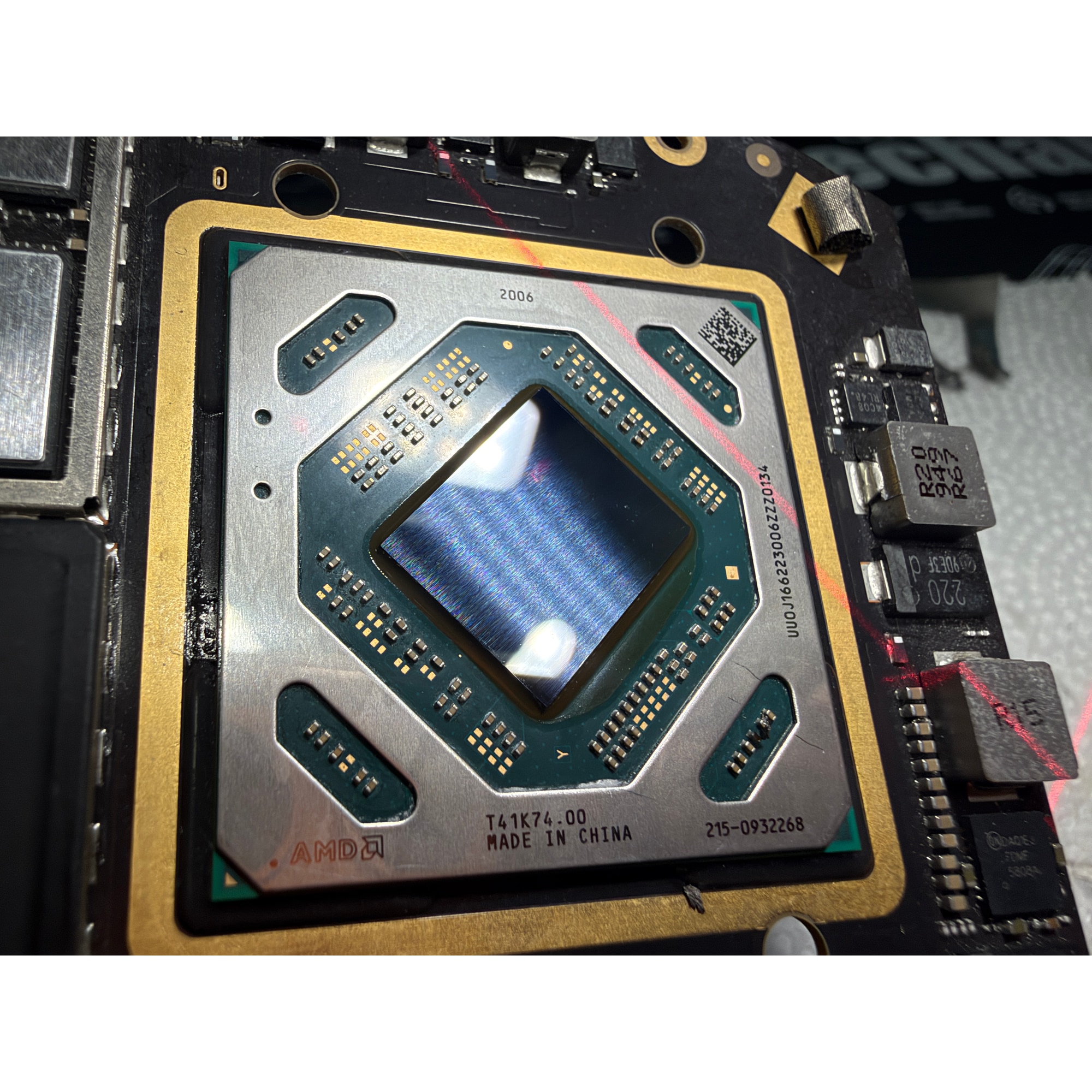 GPU AMD Radeon Pro 5600M Original Apple – Macbook A2141